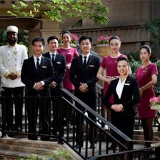 藍光進化論 以“兩只手”卡位現(xiàn)代服務(wù)業(yè)，物業(yè)管理搶灘萬億級藍海市場